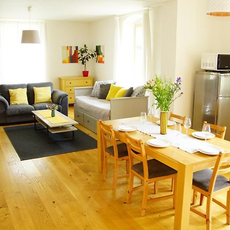 Terezín Apartmany U Komina מראה חיצוני תמונה