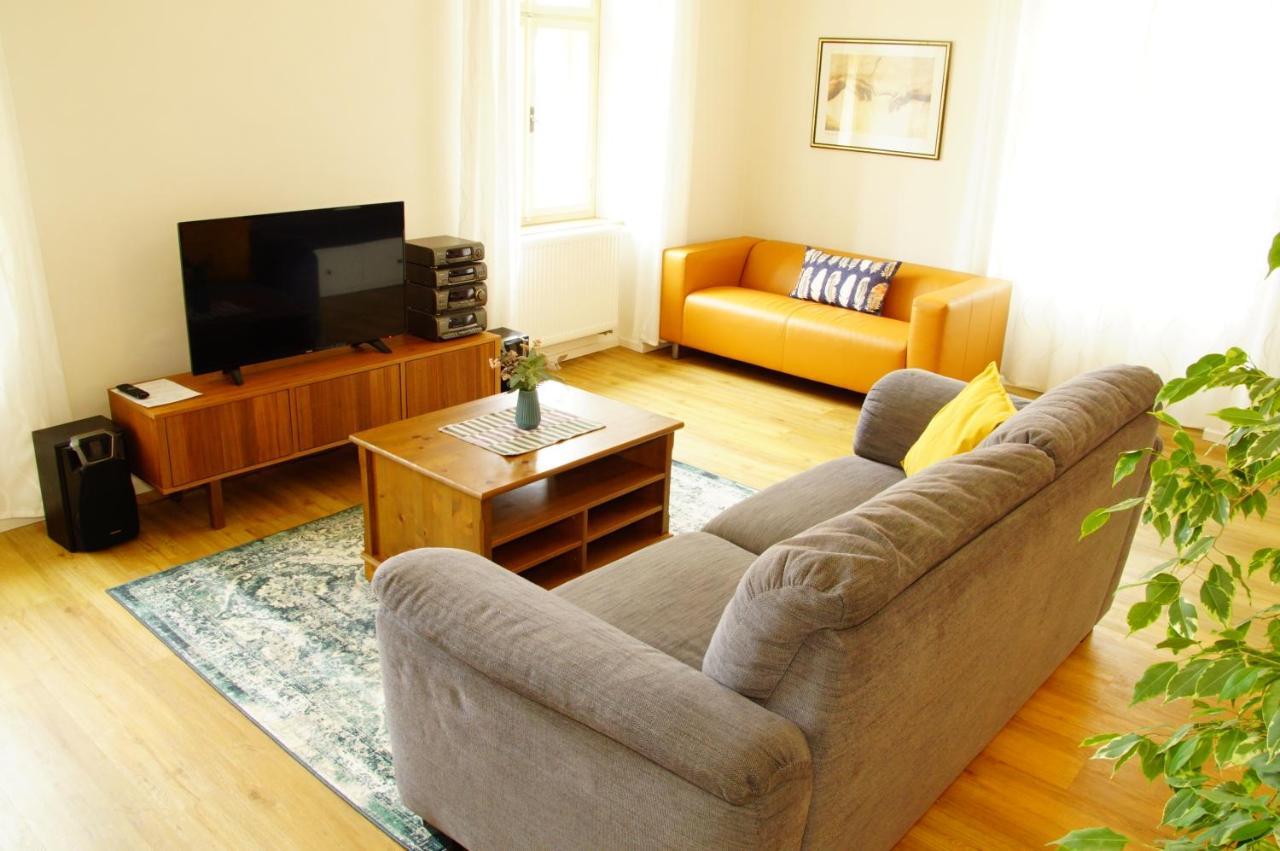 Terezín Apartmany U Komina מראה חיצוני תמונה