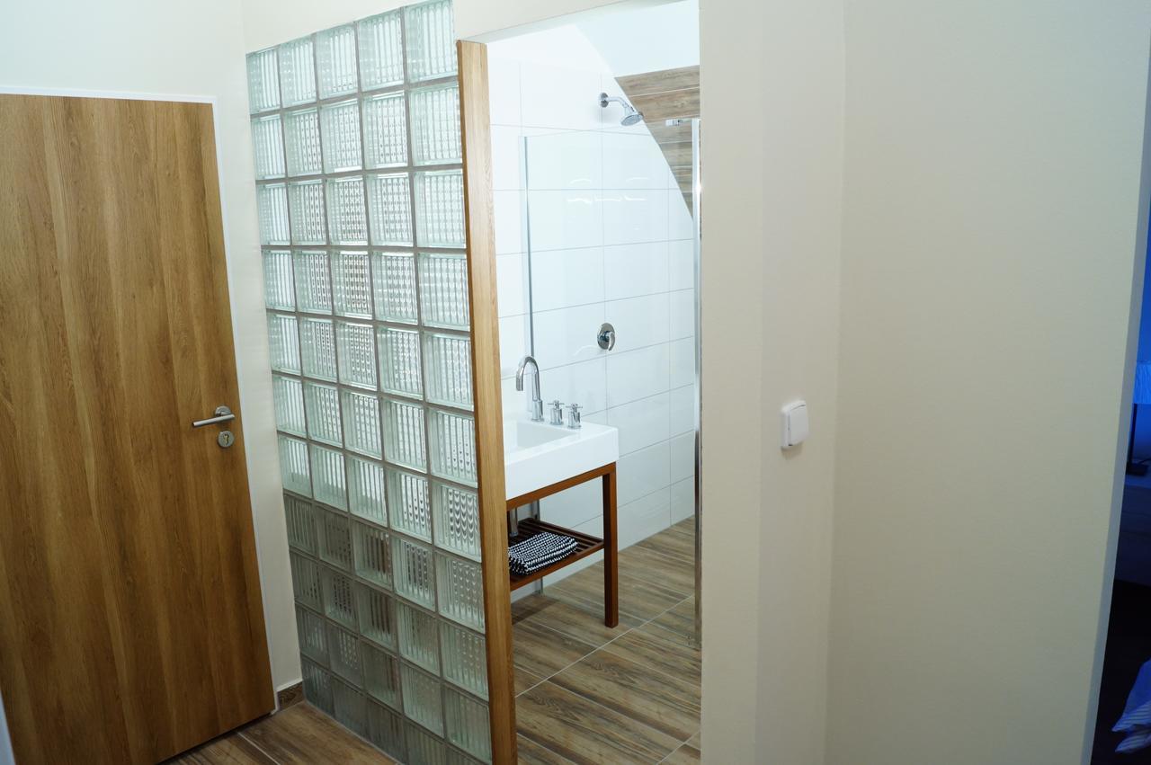 Terezín Apartmany U Komina מראה חיצוני תמונה